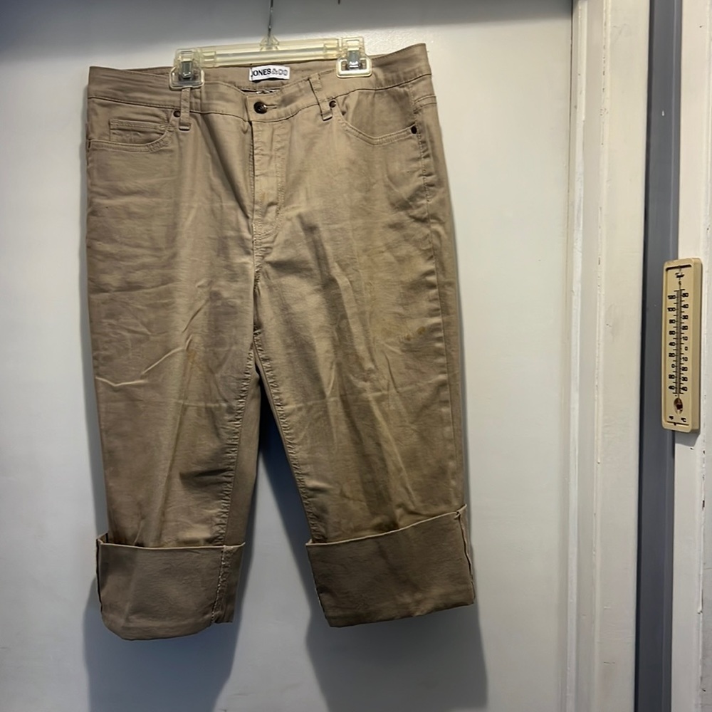 Jean style capris